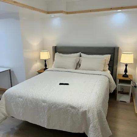 Private Entrance, Private Bathroom, Bedroom And Workspace Ottawa Exterior photo